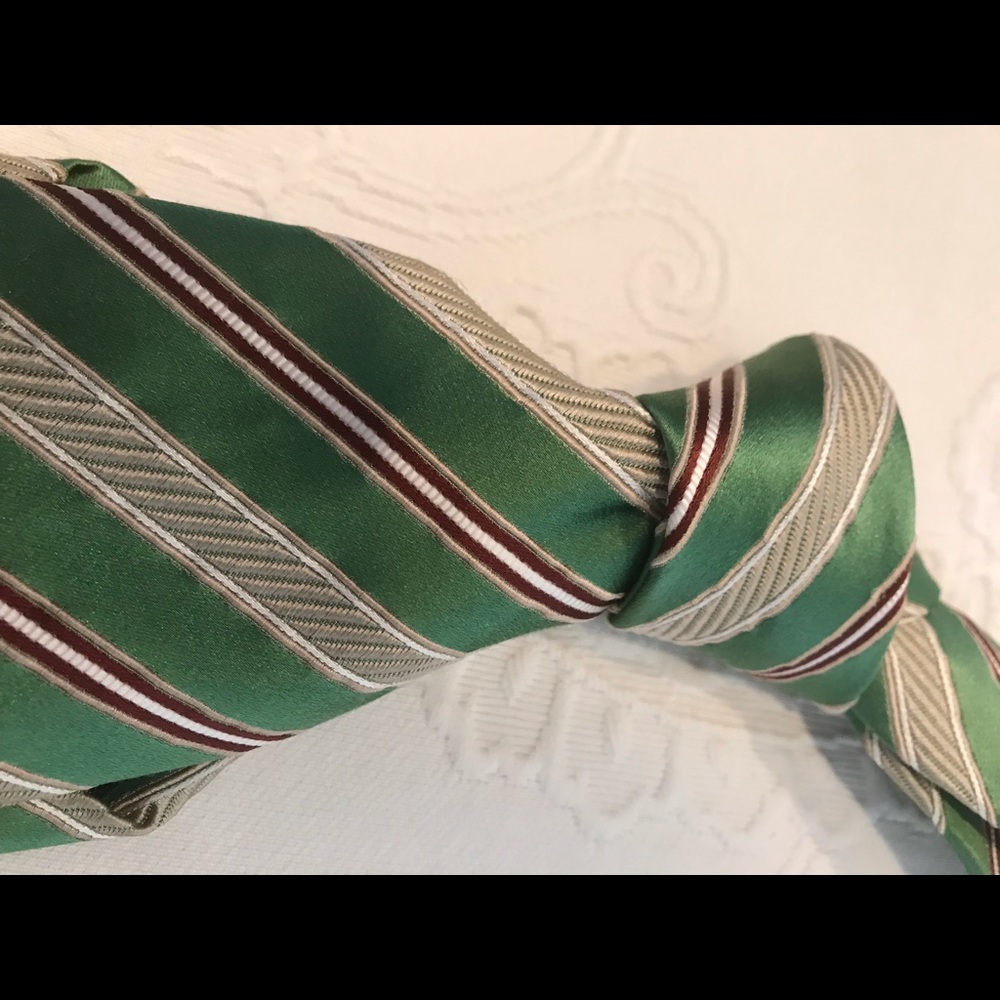 Gorgeous men’s necktie